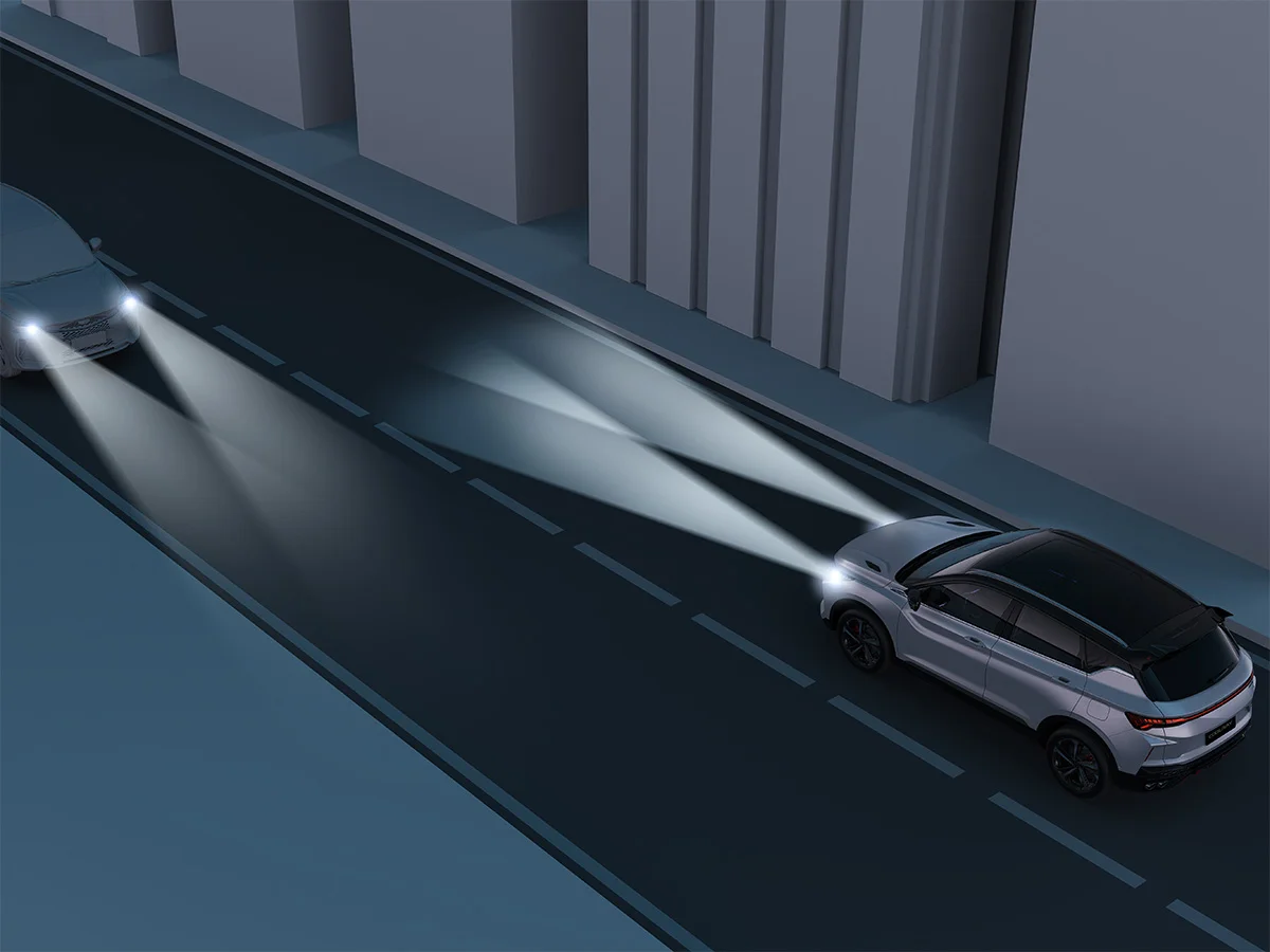 Control inteligent al fazei lungi Geely Coolray