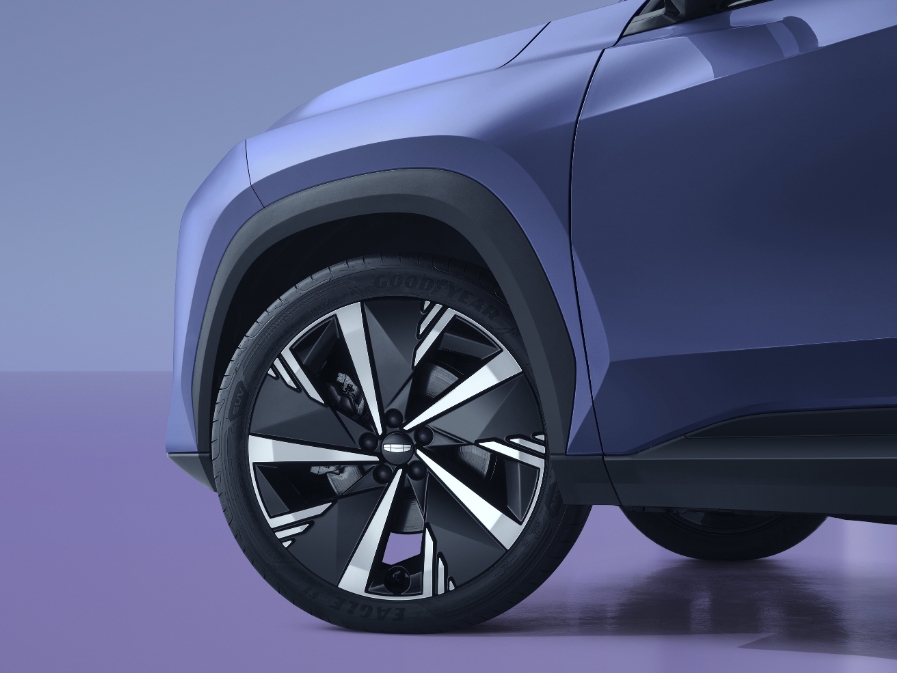 Roți argintii și negre de 20" Geely Starray
