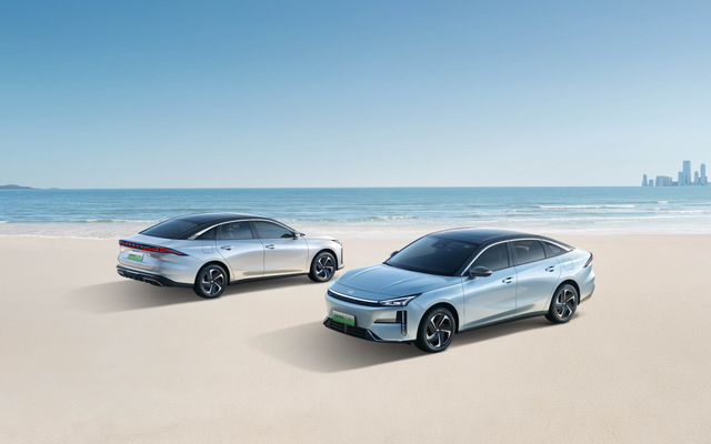 Geely Galaxy L6 EM-i: pregătește- te pentru hibridul revoluționar cu autonomie de 2.000 km!