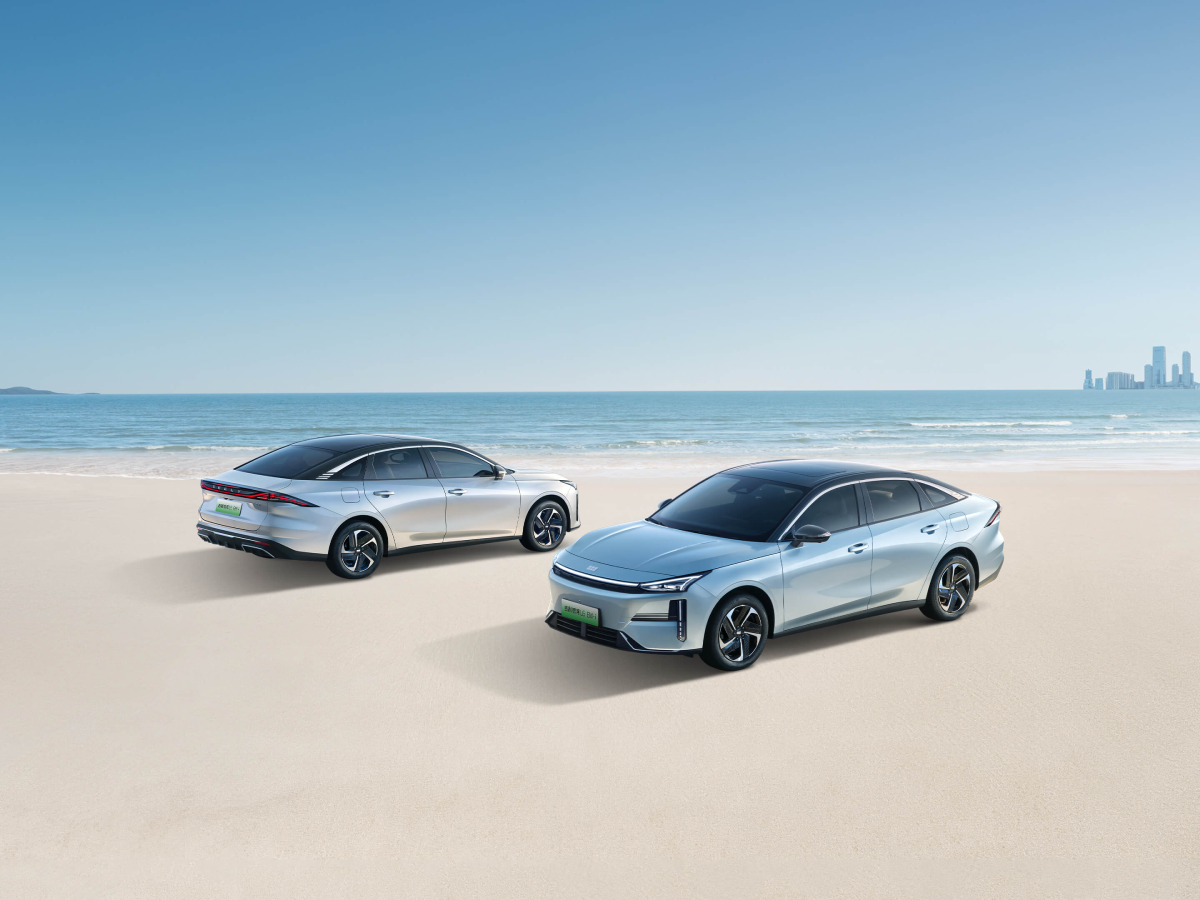 Geely Galaxy L6 EM-i: pregătește- te pentru hibridul revoluționar cu autonomie de 2.000 km!